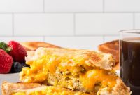 Fluffy Scrambled Egg Sandwich Recipe for Quick Breakfast