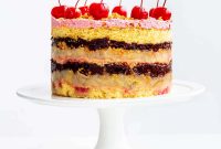 Decadent Banana Split Cake Recipe for Parties and Baking
