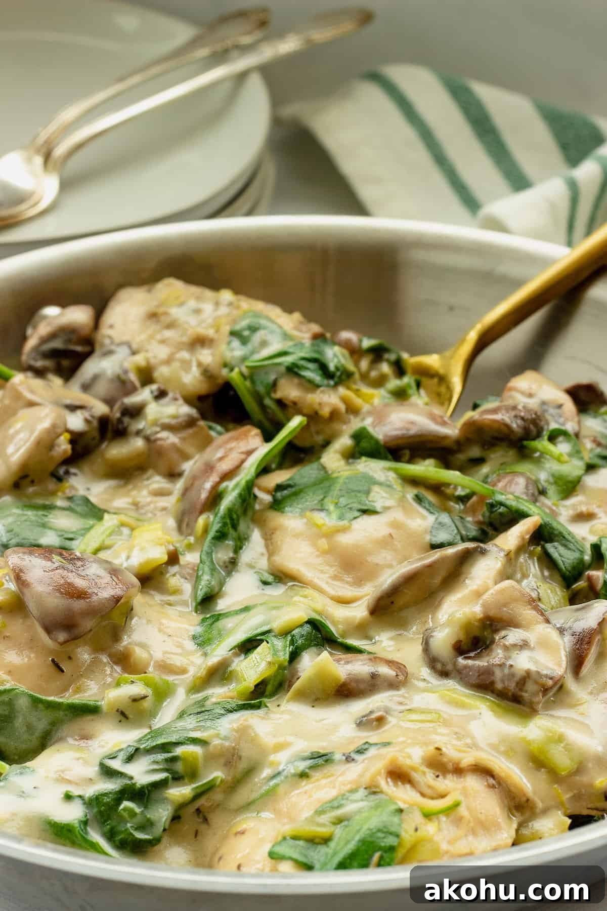 Chicken with Spinach and Mushrooms