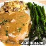 Pork chops in gravy