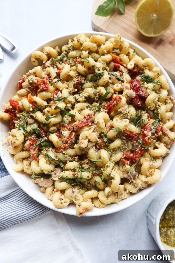 Tuna pesto pasta