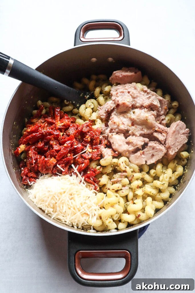 Ingredients for tuna pesto pasta