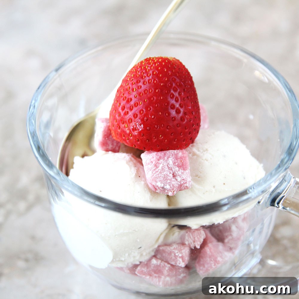 strawberry daifuku