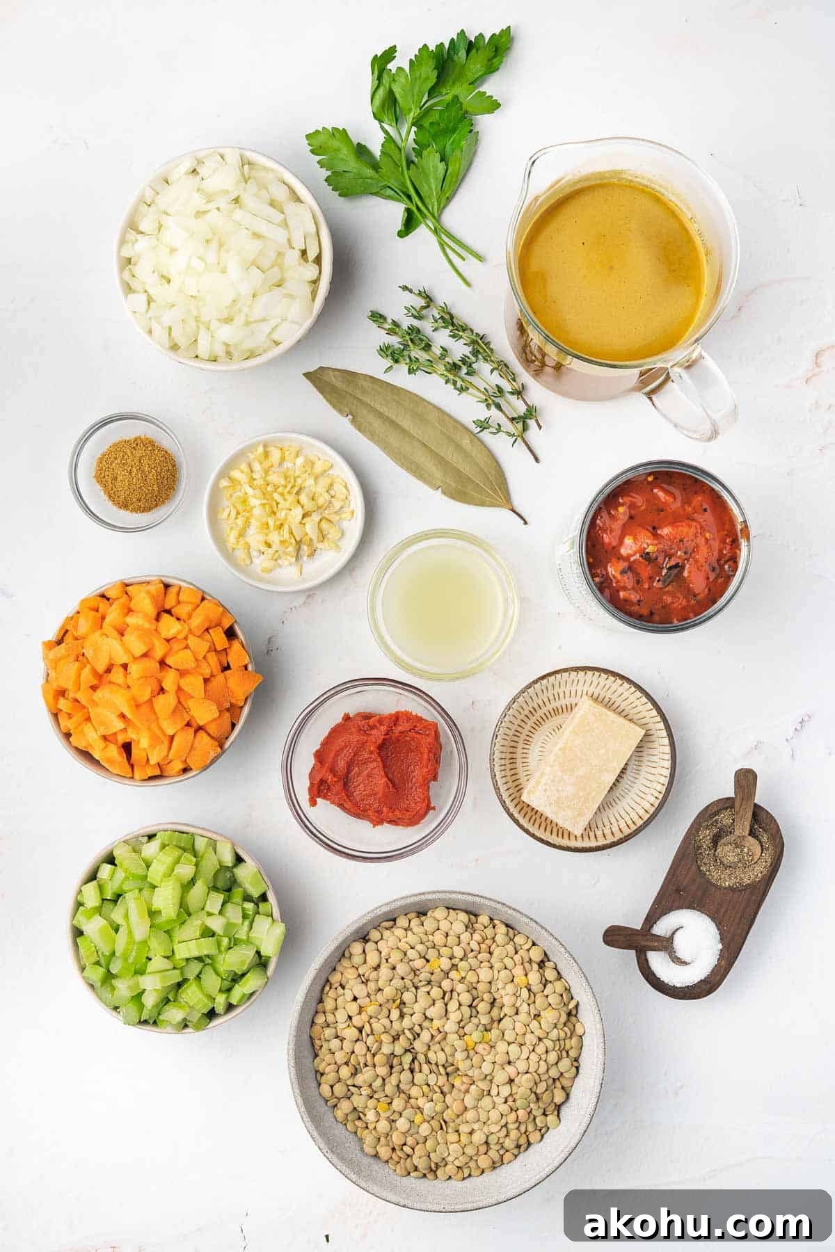 Ingredients needed to make slow cooker lentil soup.