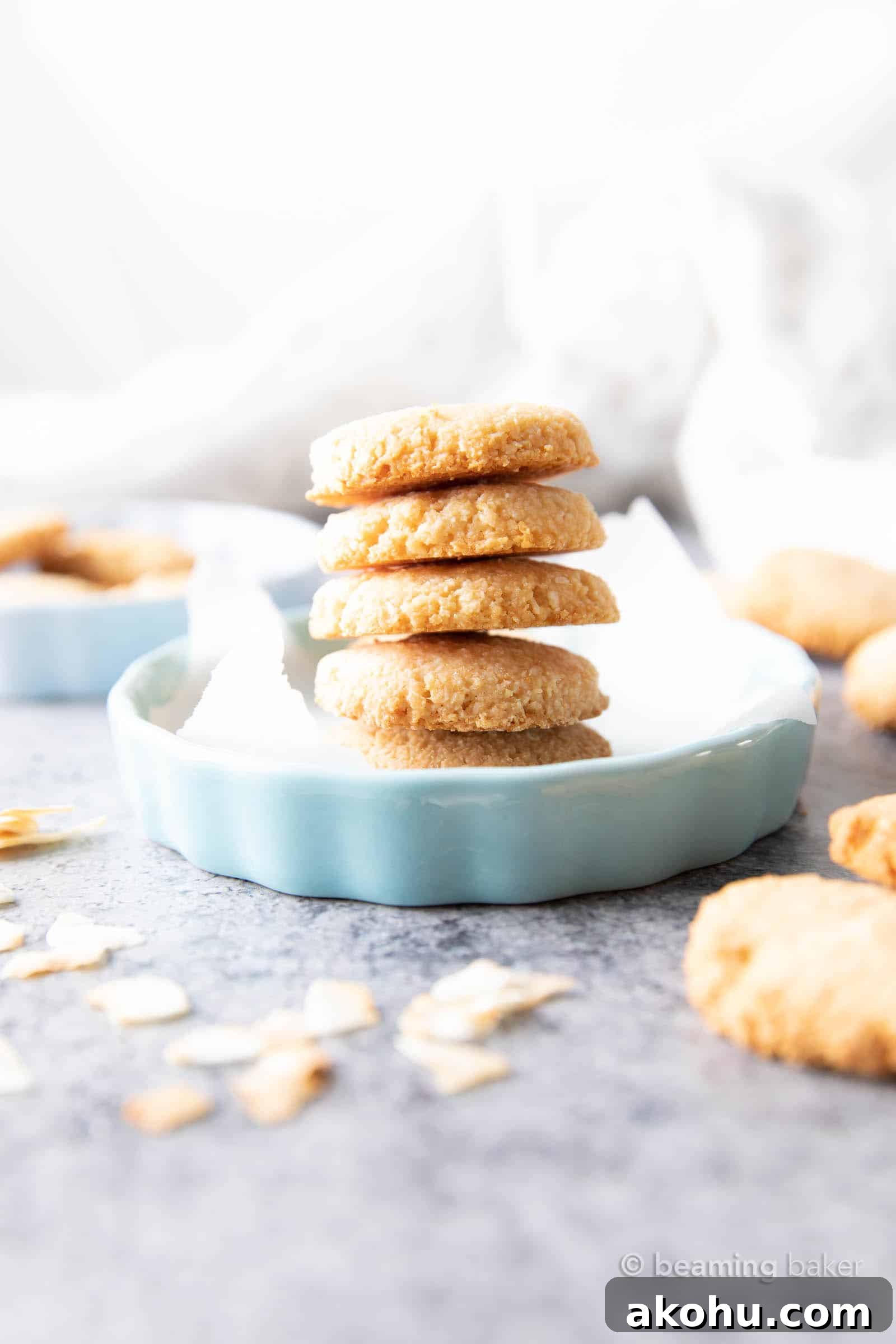 4-Ingredient Crispy Vegan Coconut Cookies 4 Vegan Coconut Cookies: an easy 4 ingredient recipe for crunchy, crispy vegan cookies packed with three kinds of coconut!
