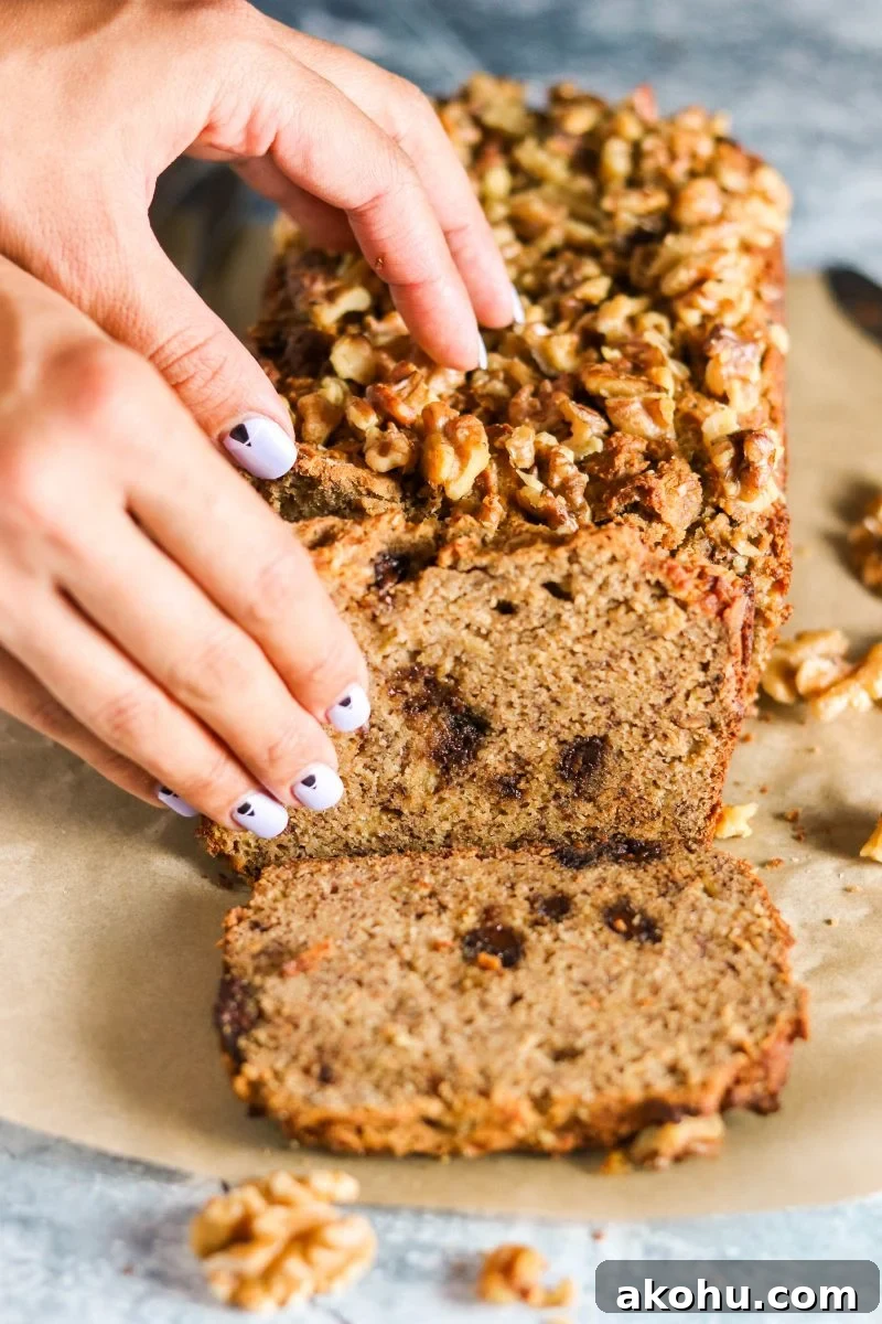 Paleo Chocolate Banana Bread with Walnut Crumble Topping 5 paleo chocolate banana bread with walnut topping
