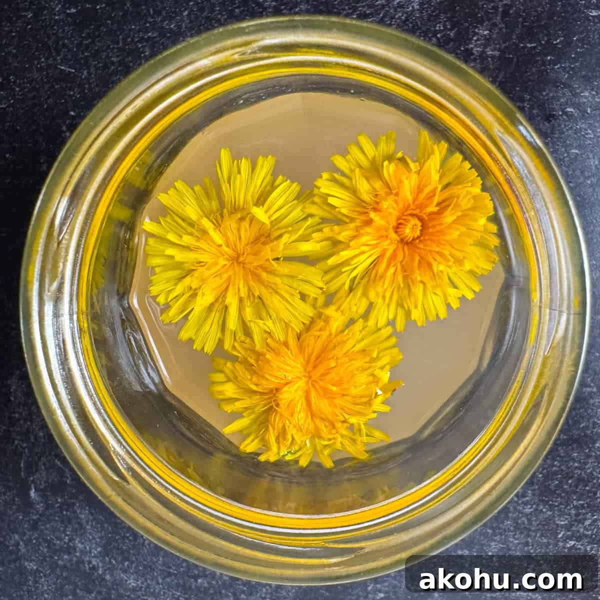 Make Dandelion Vinegar at Home: Simple Spring Infusion Recipe 8 dandelion infused vinegar