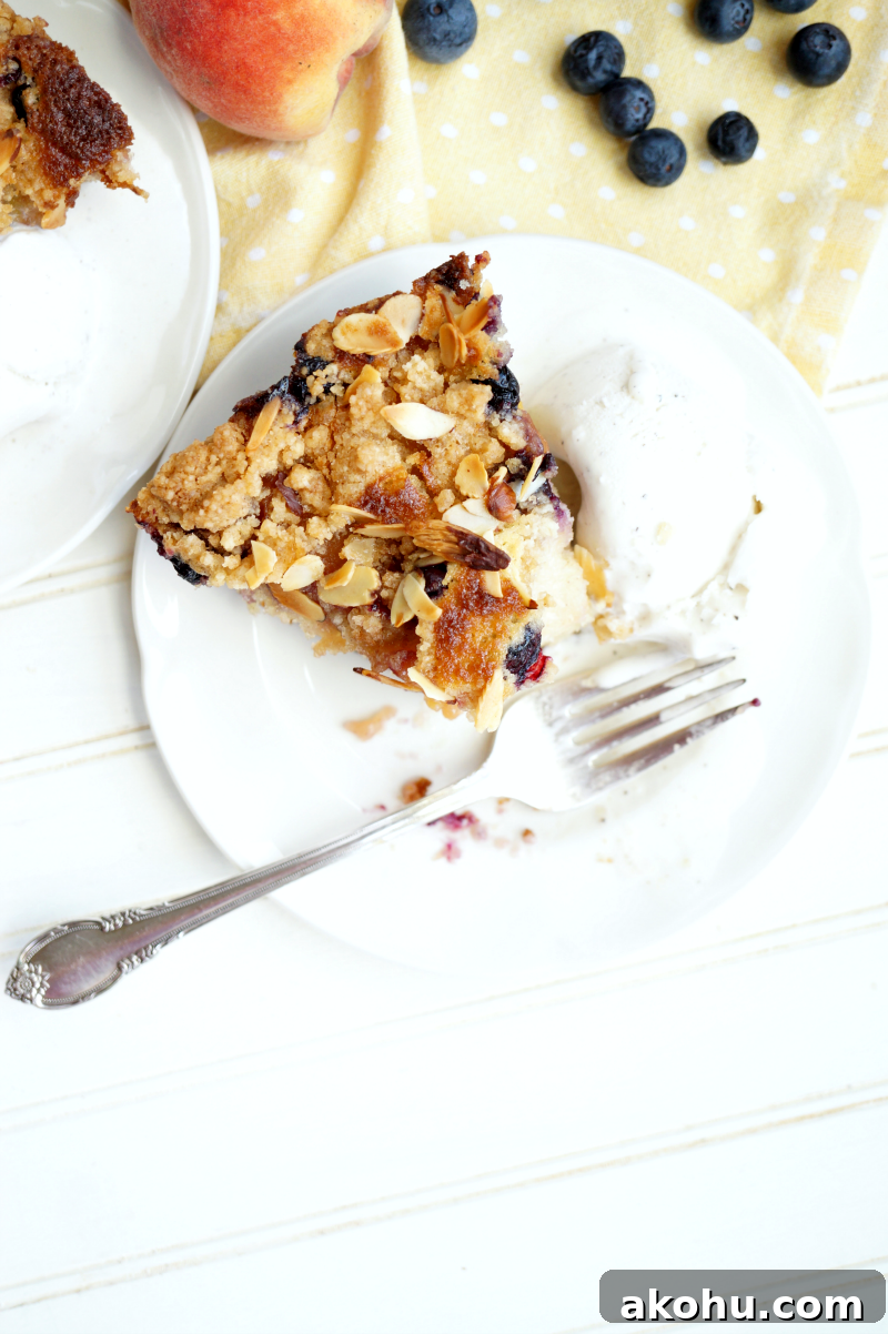 Peach and Blueberry Buckle Recipe: Moist Summer Fruit Cake 6 peach blueberry buckle | The Baking Fairy