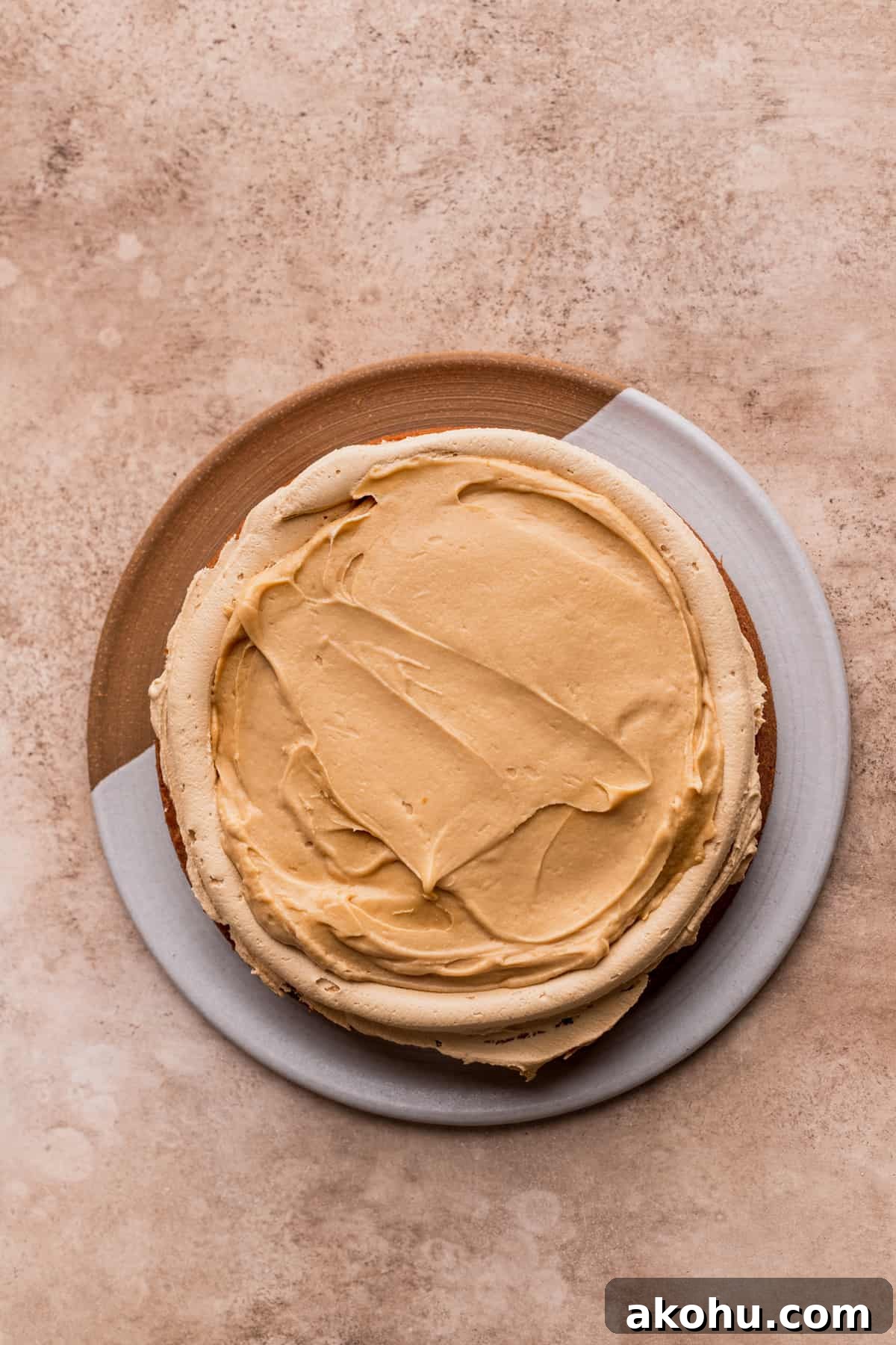 Cookie butter filling on a cake.