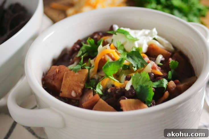 bowl of vegetarian chili