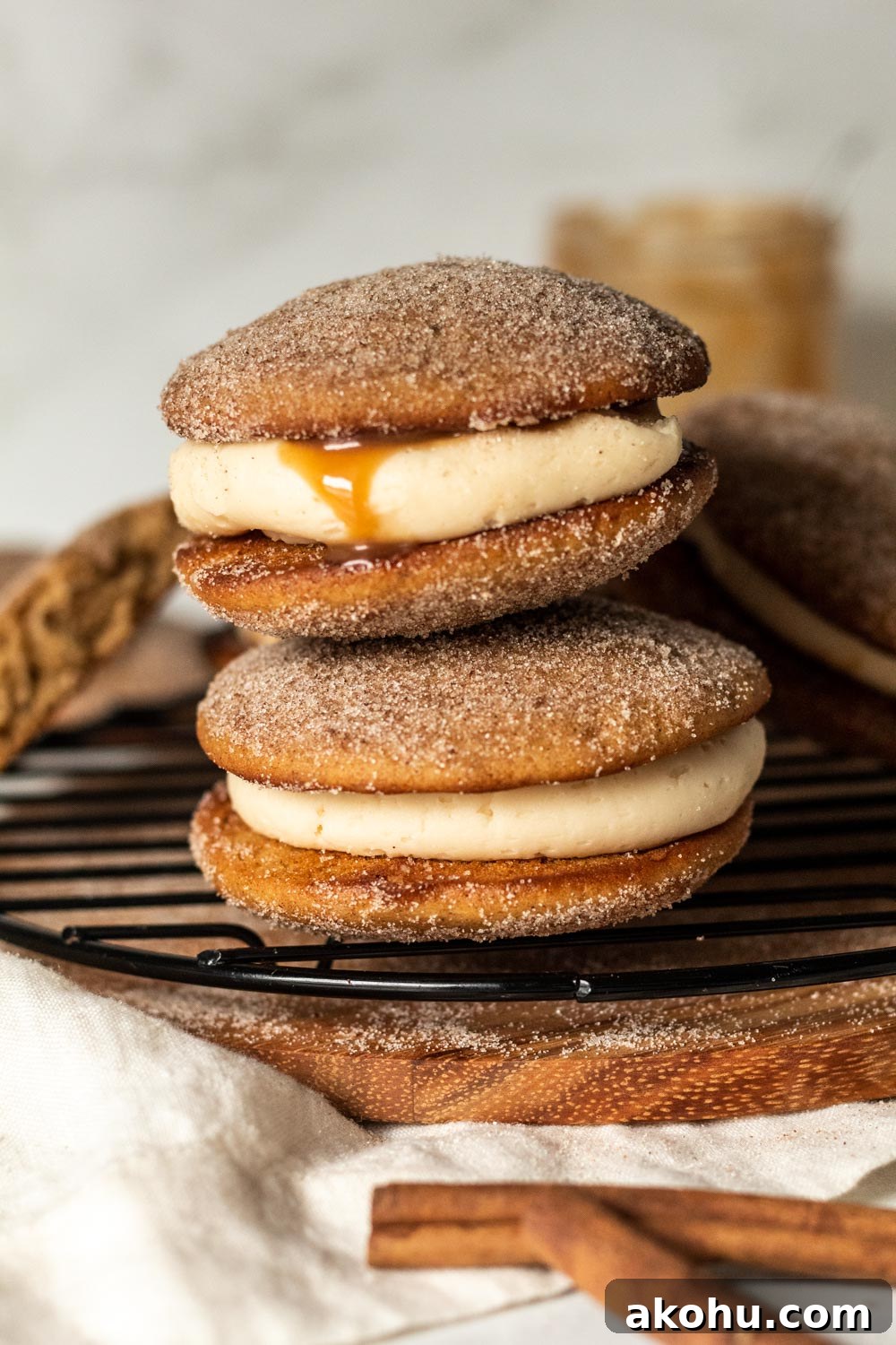 Apple cider whoopie pies