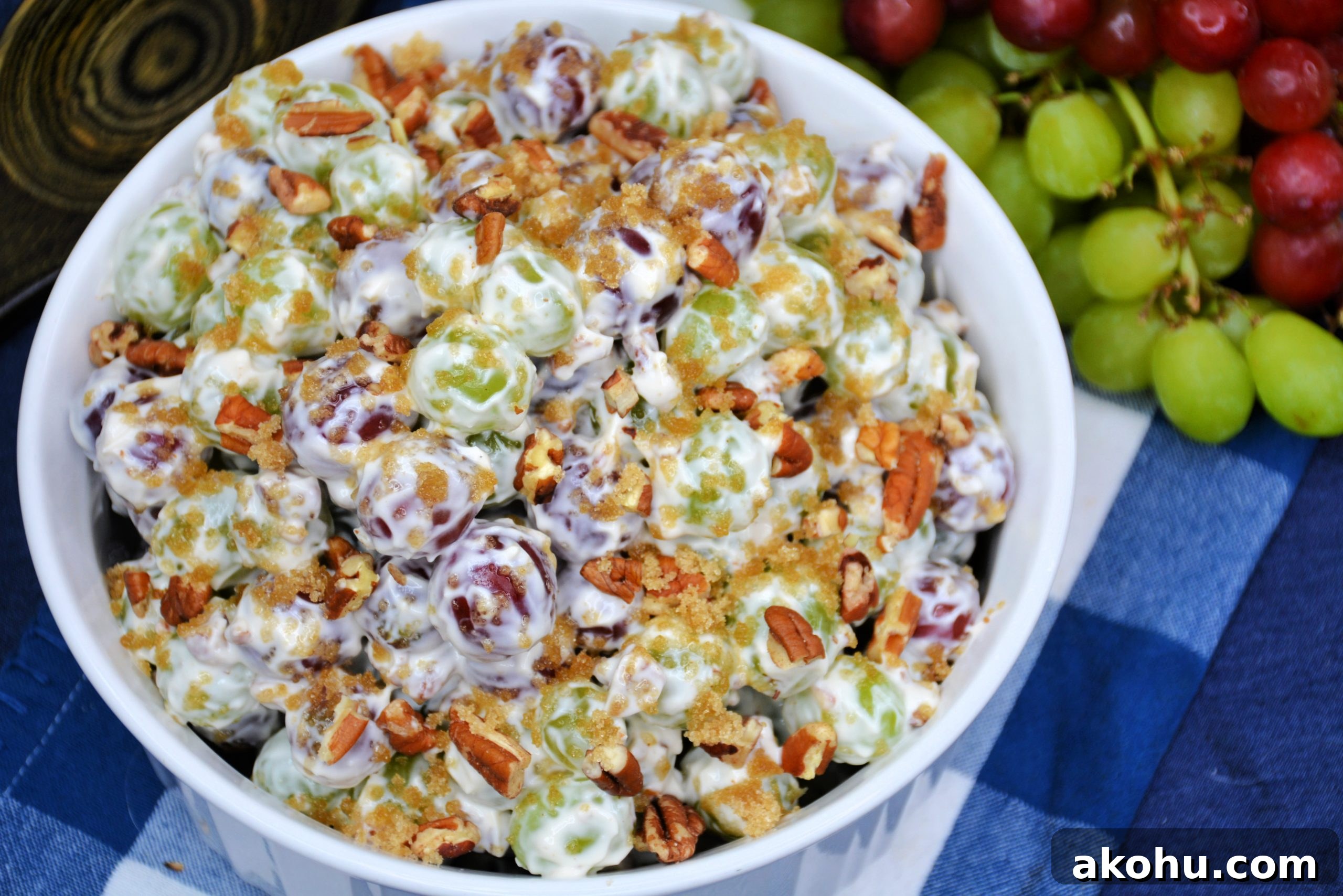 Store grape salad chilled