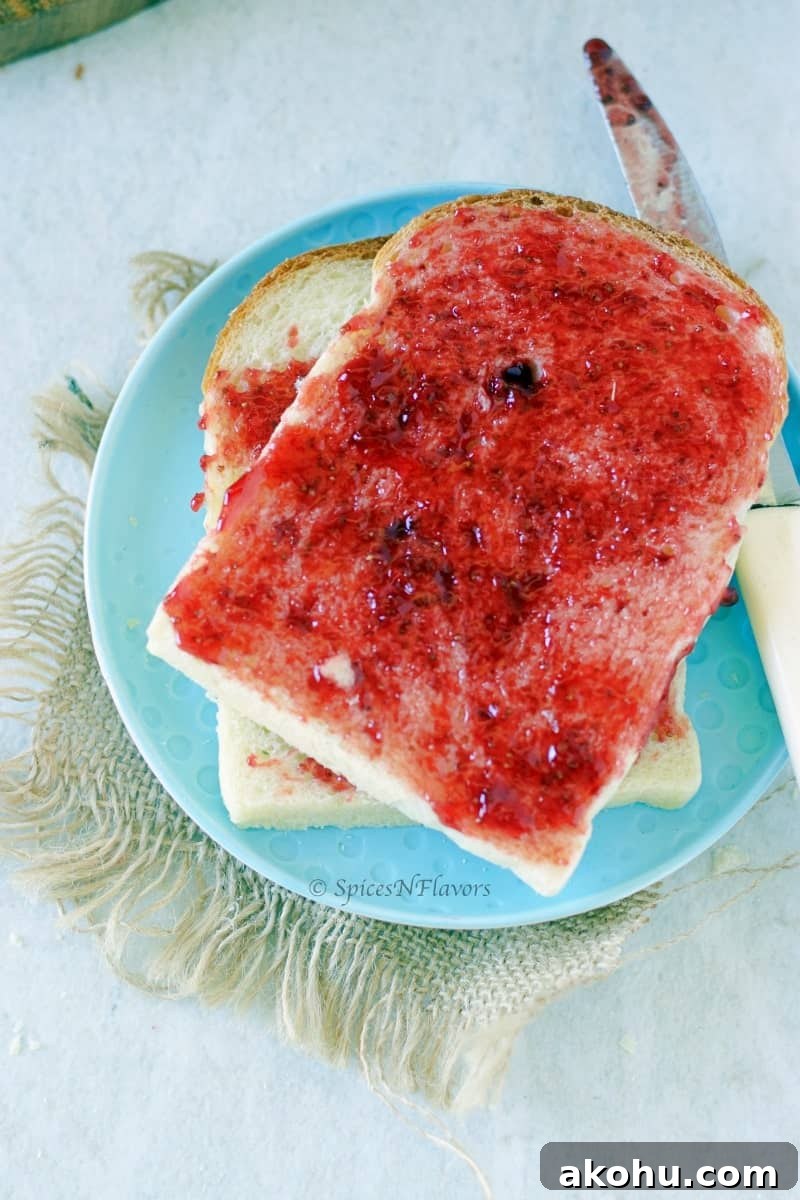 Holiday Instant Pot Strawberry Jam Recipe 12 img 4327 12